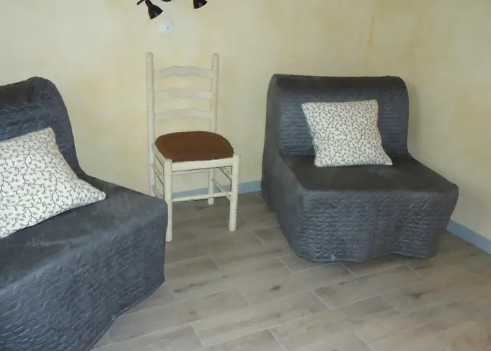 Joelle Et Daniel Bed & Breakfast 3*