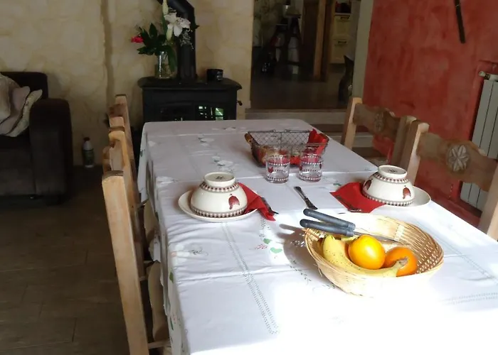 Joelle Et Daniel Bed & Breakfast