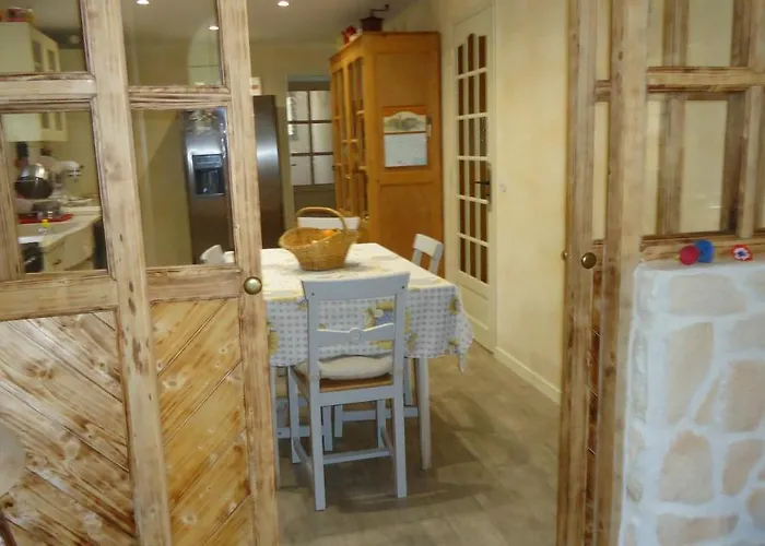 Bed & Breakfast Joelle Et Daniel Entrevaux