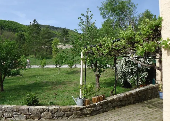 Bed & Breakfast Joelle Et Daniel 3*